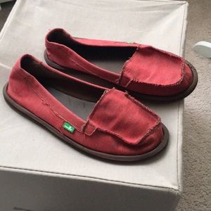Sanuk loafer slip on